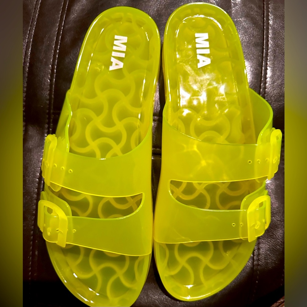 Mia Jelly Sandals